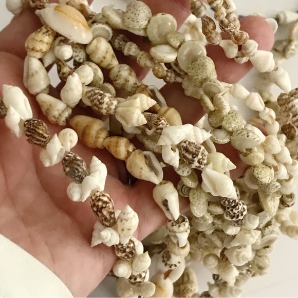 True Vintage Lei Small Conch Cowrie Snail Shell Lay Necklaces Lot Bundle Set 5 - Picture 9 of 14